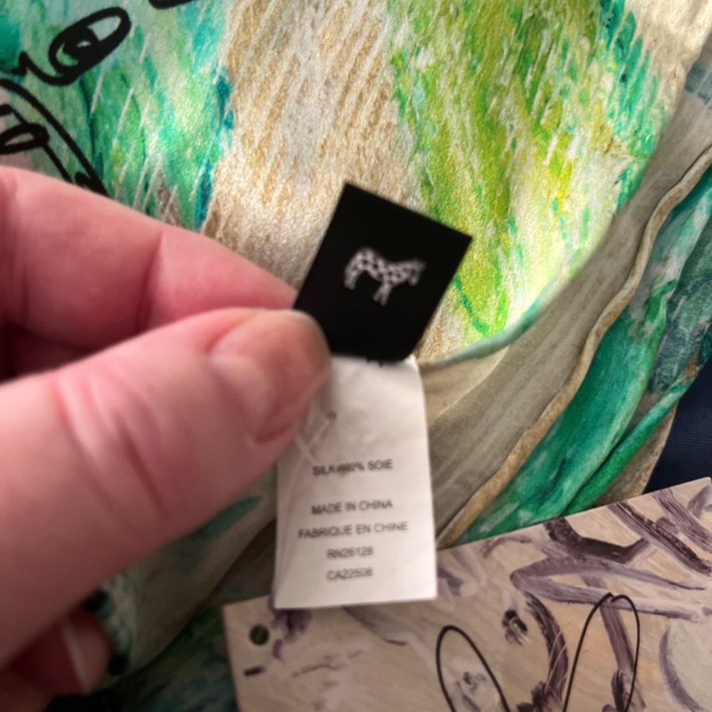 ECHO NWT $148 100% silk toucan long scarf - Picture 3 of 7